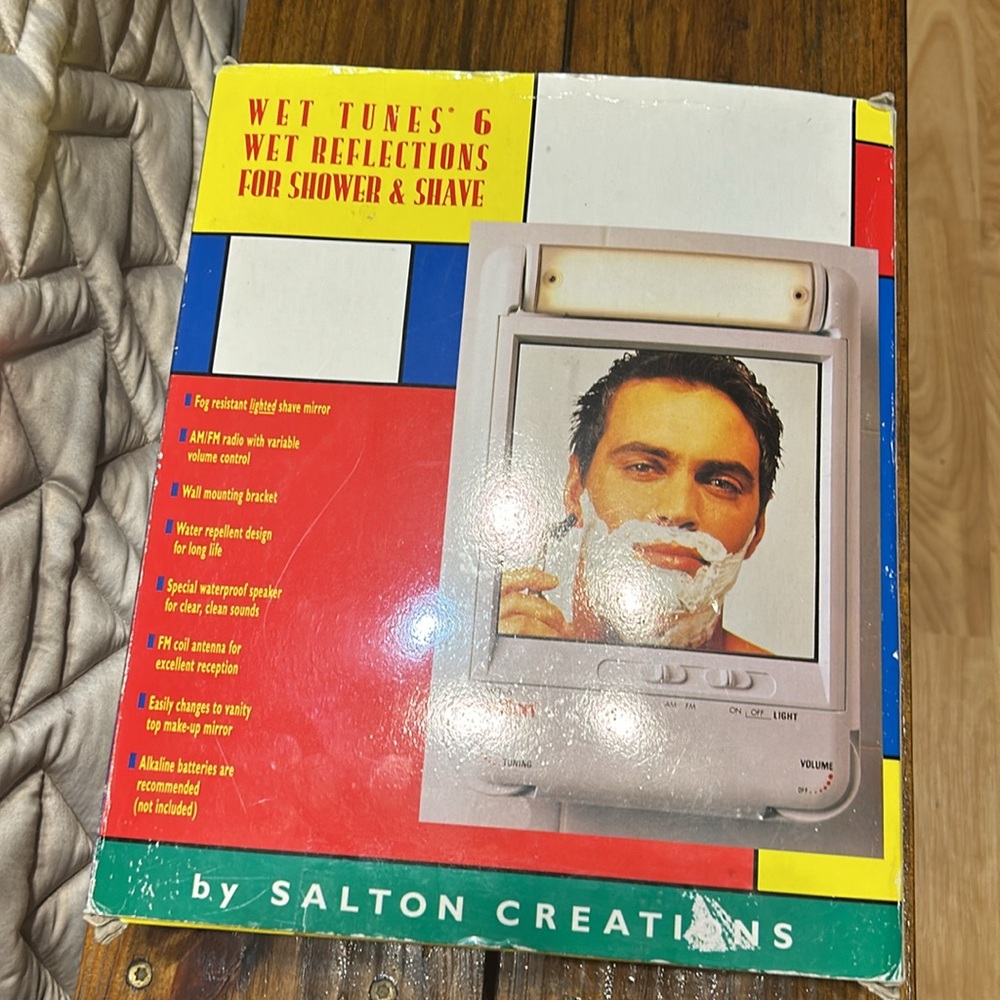 Vintage 1994 Salton Wet Tunes for shower and shave